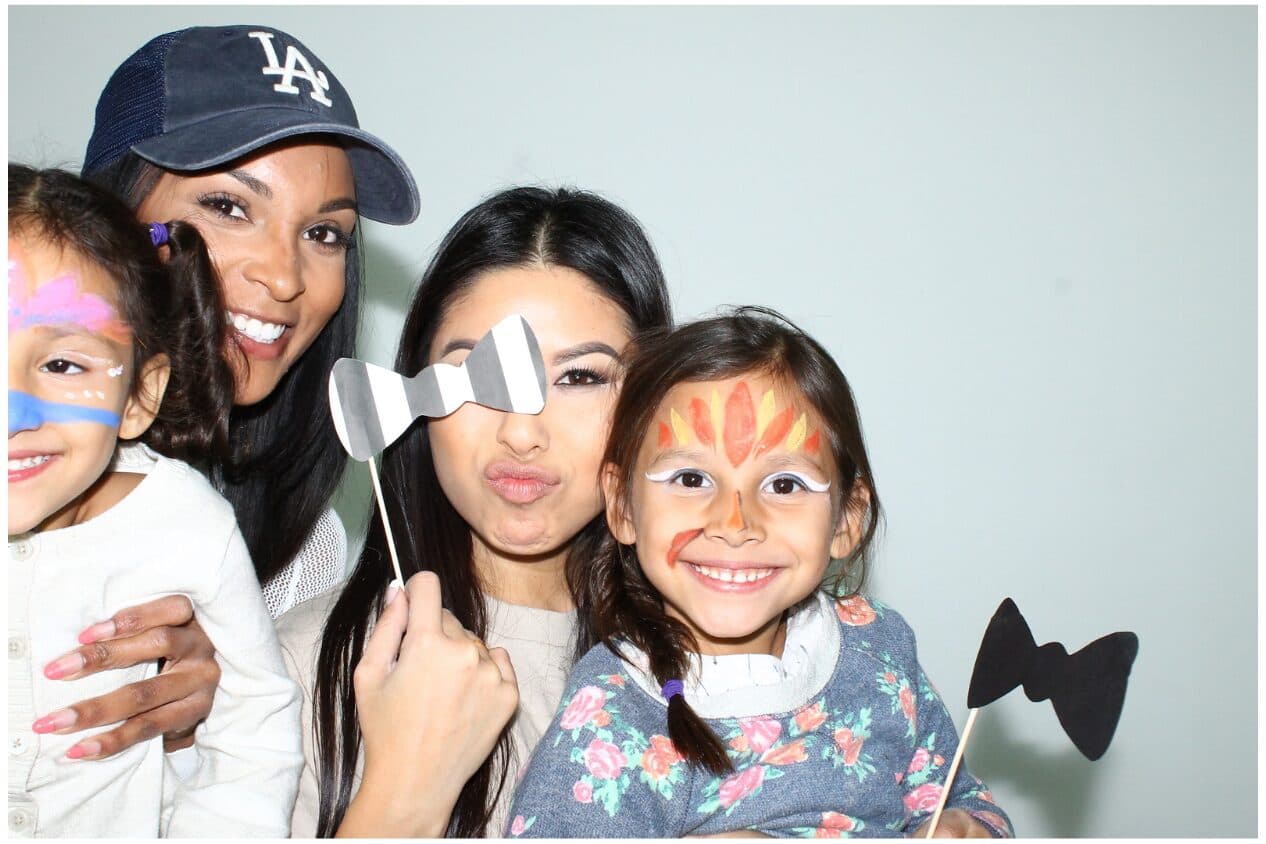 Trina's Kids event photo — Thanksgiving 2016